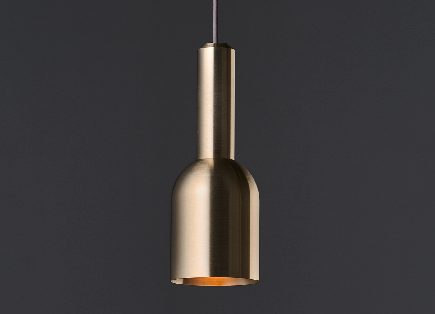 【NEW LIGHT POTTERY / ニューライトポタリー】Bullet tall round shade 110 ペンダントライト / ブラス