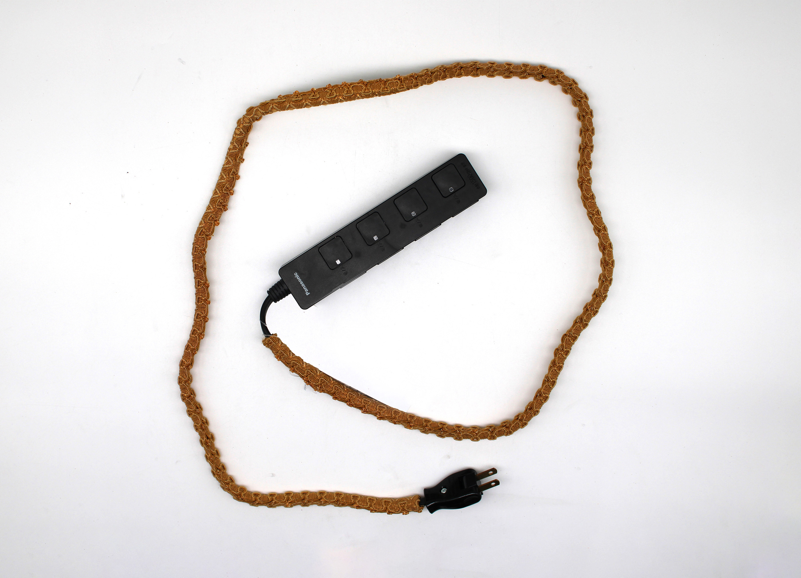 【BLESS / ブレス】CABLE JEWELRY CISP Bordure