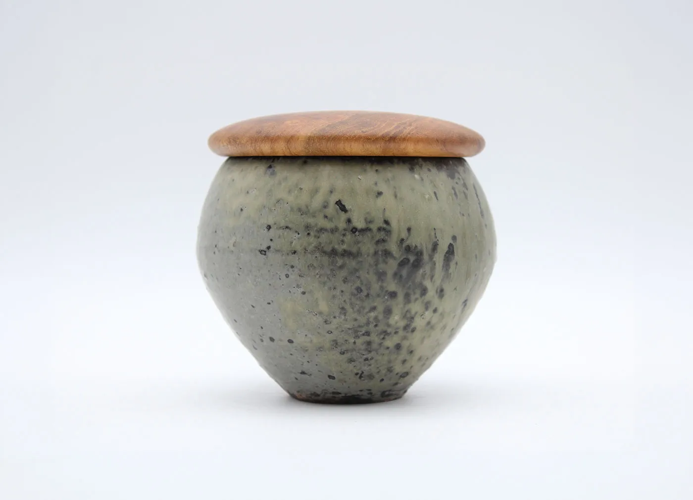 【TORU HATTA / 八田 亨】塩壺(L)