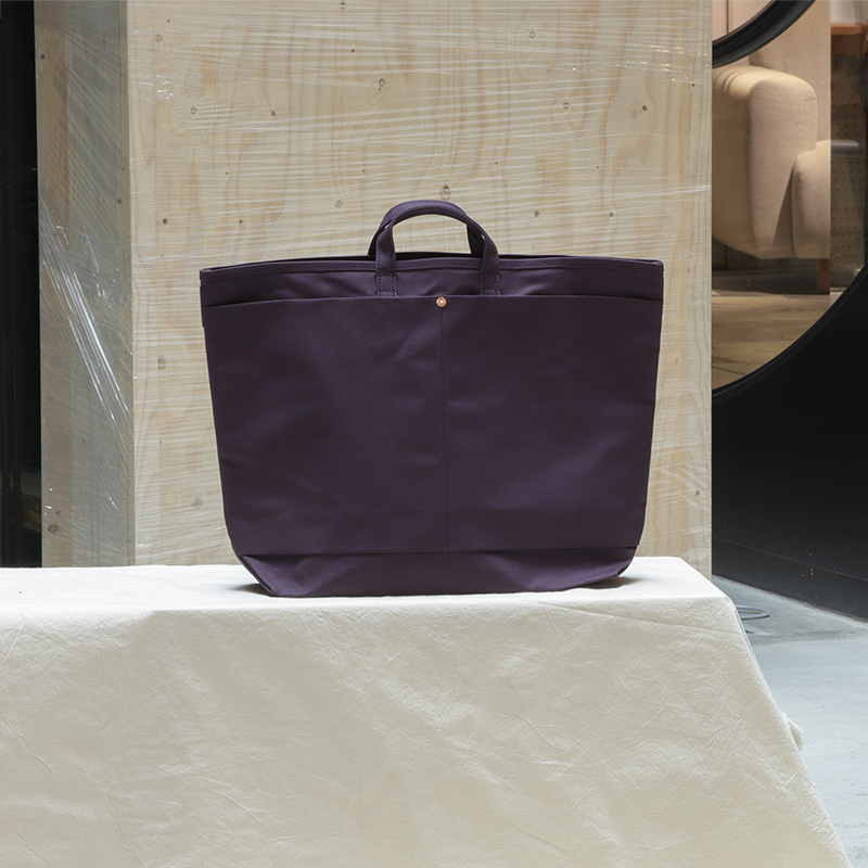 【別注 This is a(n) / ディス イズ ア】Base Tote トートバッグ / アイボリー / M